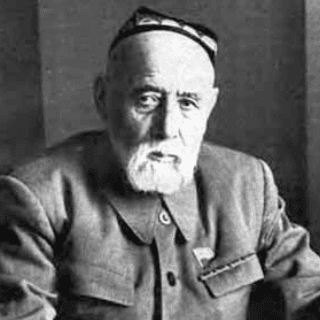 Садриддин Айнӣ